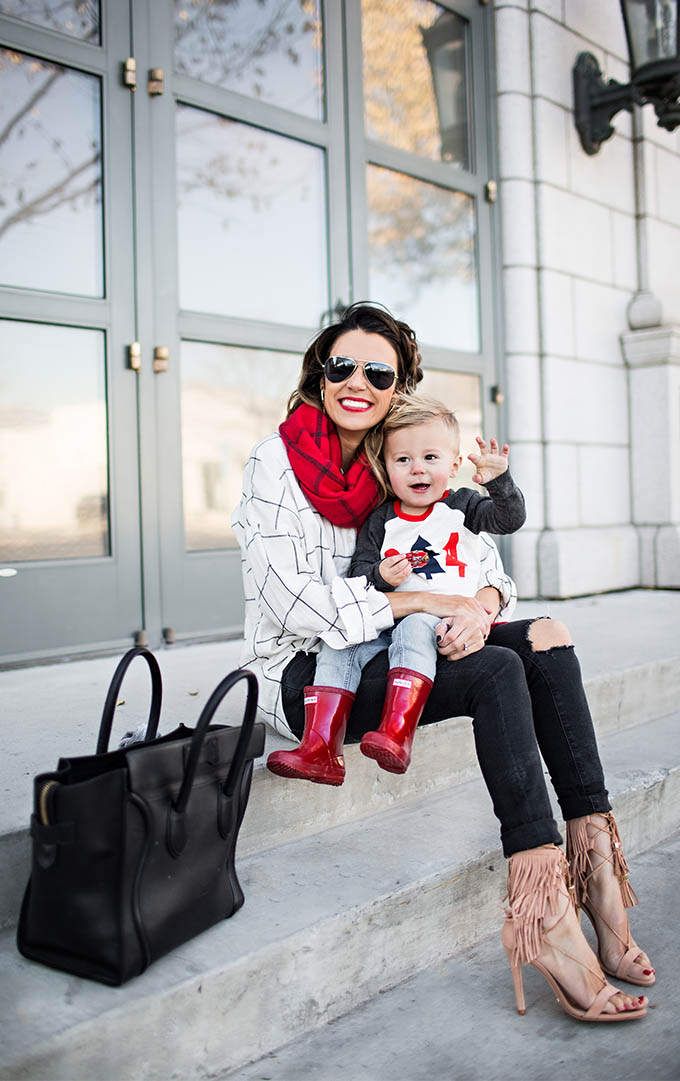Beckam Waving in Red Hunter Boots Hello Fashion Blog