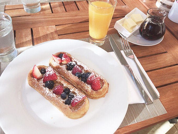 Waffle Boat Trump Hotel