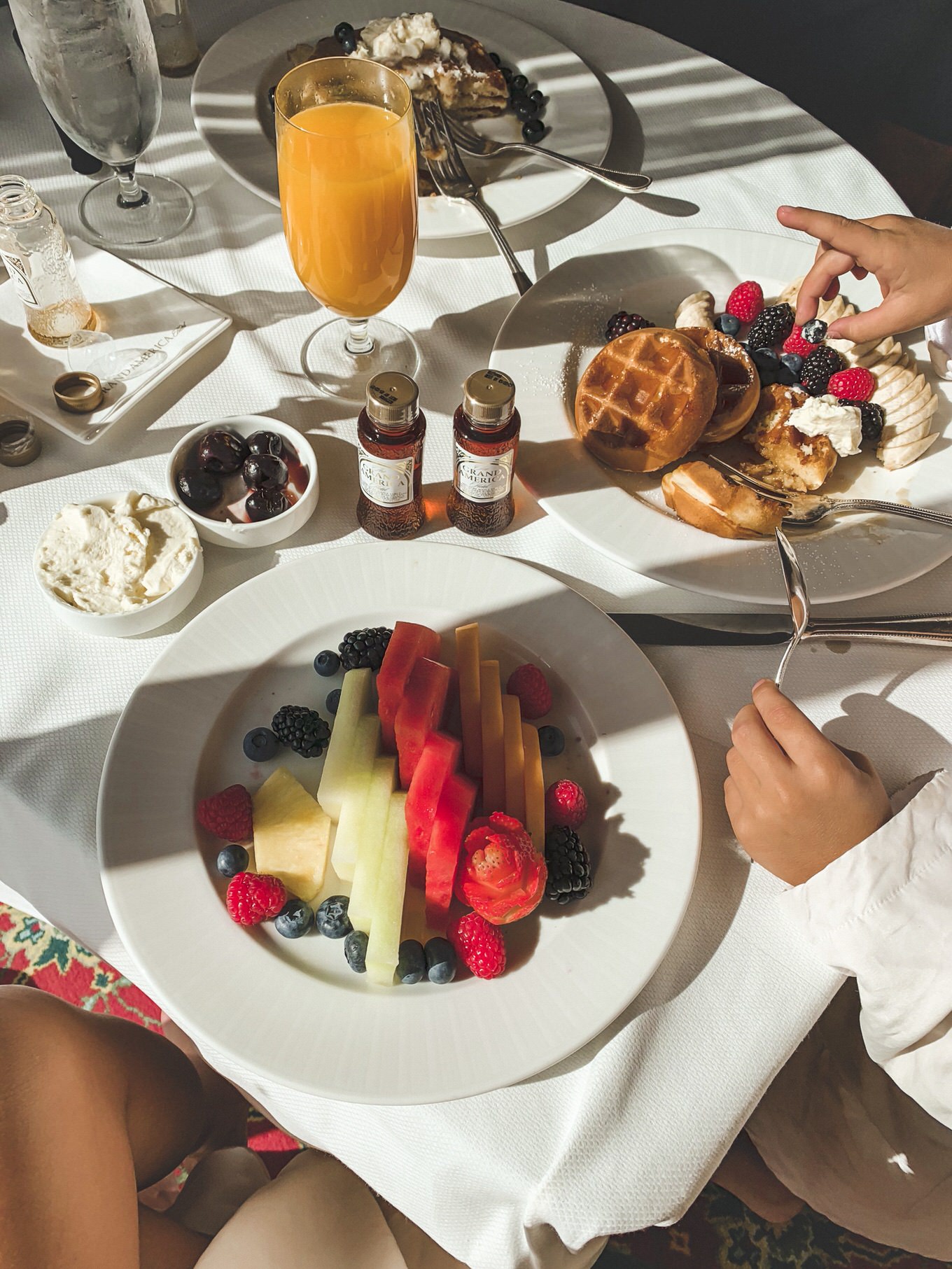 grand america room service